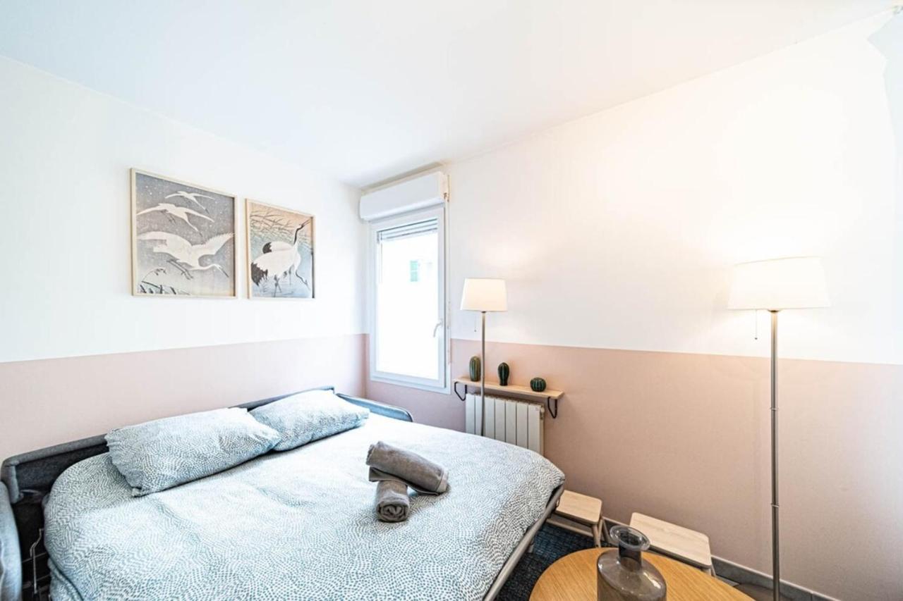 Le Petit Montel- Studio Avec Garage-Metro Valmy Lyon Exteriör bild