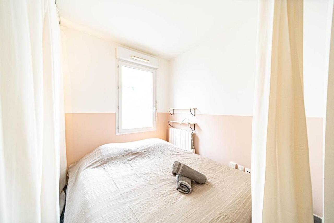 Le Petit Montel- Studio Avec Garage-Metro Valmy Lyon Exteriör bild